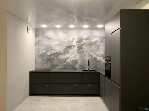 Современное решение для смелых людей абстрактный рисунок на кухонном фартуке, имитация акварельных разводов. 02