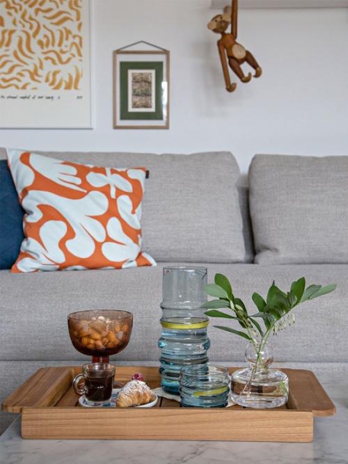 Лето в городе: быстрое и красочное летнее преображение маленькой польской гостиной. 06