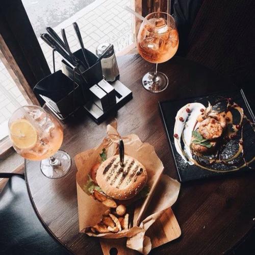 7 лучших недорогих мест около метро Горьковская. 06