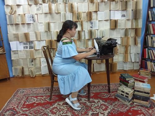 Менам муза. В субботу село куратово собрало всех на праздник Менам Муза отметить 185-летие со дня рождения и. а. куратова. 04