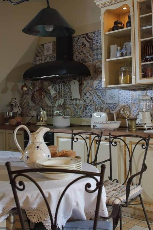 Квартира внучки. Эта квартира внучке известного и любимого режиссера георгия Данелия принадлежит. 02