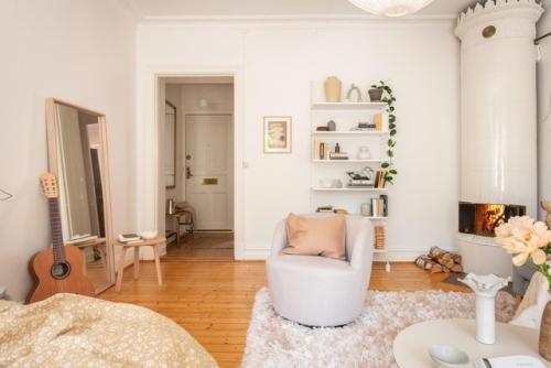 Интерьер скандинавской однокомнатной квартиры 37 кв. 05