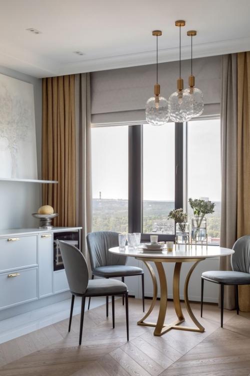 Реализованный интерьер светлой квартиры в стиле американской классики в Москве. 02