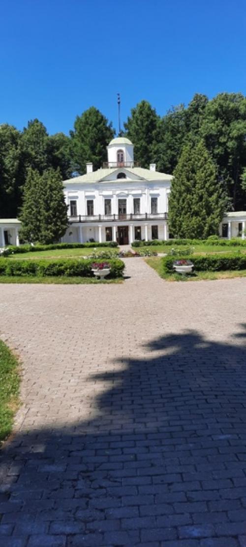 Усадьба середниково в Подмосковье - одна из красивейших дворянских усадьб России. 02