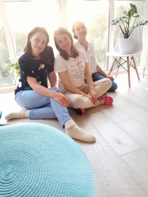 Я люблю людей возможно именно поэтому вокруг меня всегда очень интересные, позитивные, красивые. 05