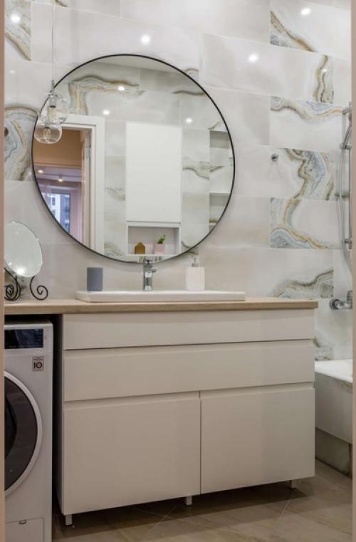 Дизайнеры полностью планировку однокомнатной квартиры в новостройке переделали. 01