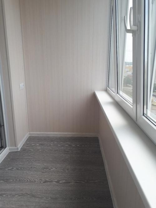 По роду своей деятельности я часто бываю в квартирах моих клиентов, осматривая их, делая описание. 02