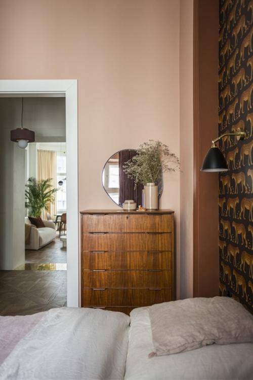 Дизайнеры Софья выгановска и Агата мелерска создали элегантный интерьер квартиры в историческом здании в центре столицы. 02