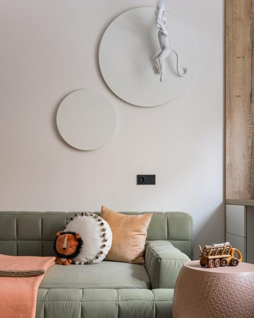 Реализованный интерьер квартиры в Екатеринбурге для молодой пары с двумя детьми. 07