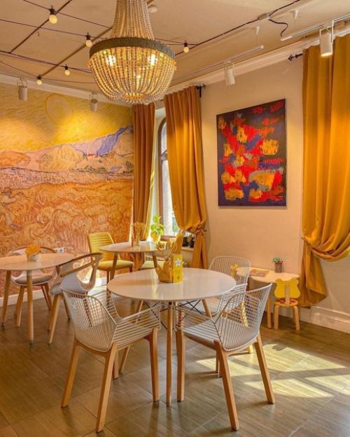 Всем привет.  Подготовила для вас подборку необычных кафе. 05