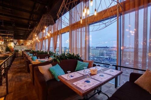 10 панорамных ресторанов с лучшими видами на Петербург. 04