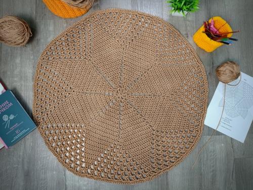 Привет!  Хочу поделиться с вами своим новым проектом - вязанным ковриком. 04