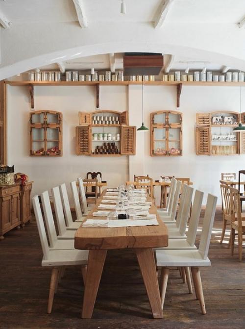 Ресторан Lacrimi si Sfinti в Бухаресте. 02