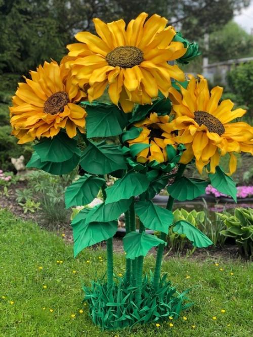 Как же хочется иметь свое красивое желтое солнышко у себя дома у нас распустился подсолнух. 09