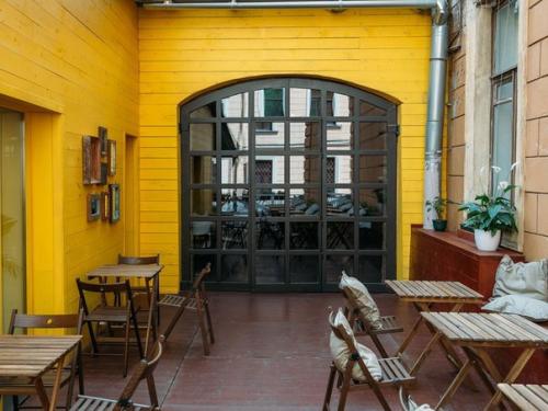 10 лучших заведений рядом с адмиралтейской. 04 10 лучших заведений рядом с адмиралтейской. 04