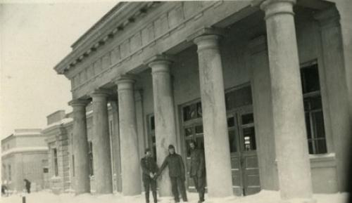 Donetsk Донецк. Железнодорожный вокзал. 01