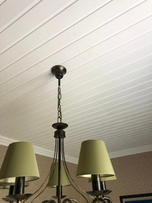 Закончили внутреннюю отделку небольшой гостевой комнаты в частном доме в Архангельске. 04