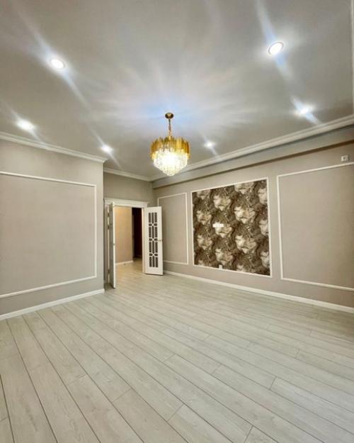 Мы продаём 2-х комнатную квартиру. 04