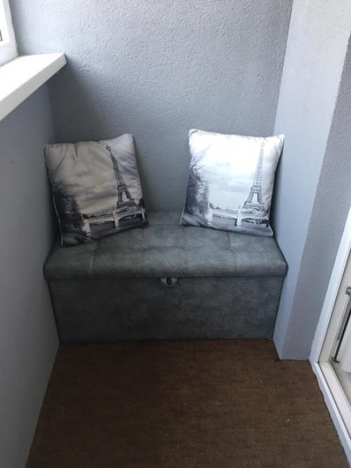 Вот такой вот диванчик на балкон соорудил. 01