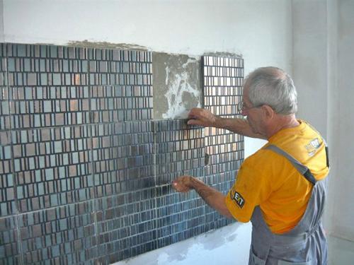 Отделка стен на кухне: функциональное разделение помещения и используемые для этих целей материалы. 03