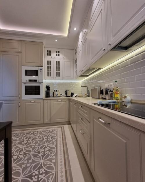 Оцените интерьер этой кухни - гостиной от студии Дениса Серова. 03