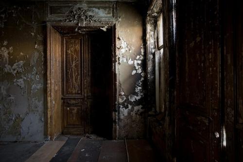 Особняк бракгаузен. Место@int. 03