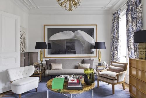 Классический интерьер в Париже.