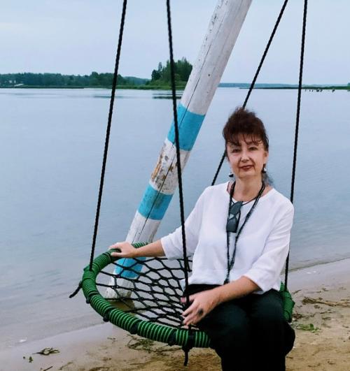 Вечер в отеле Аристократ, расположенном в красивом месте на слиянии двух рек волги и покши. 06