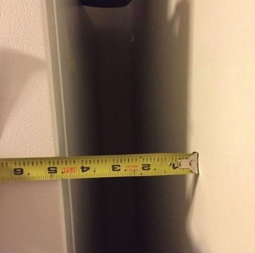 Такую полку можно не только в кухню, но и в ванную комнату смастерить. 01