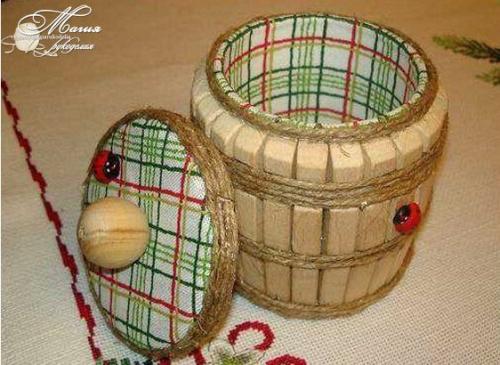 Бочонок из прищепок. 09