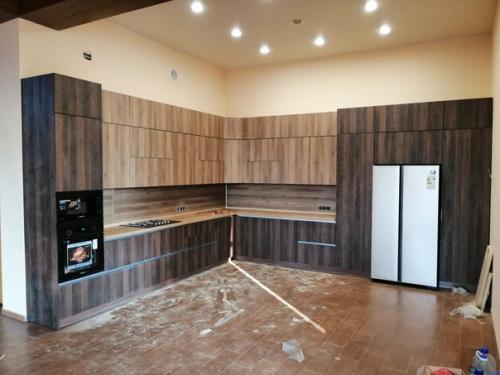 Теперь мы можем предложить нашим заказчикам дизайнерский материал из Италии для изготовления корпусной мебели и элементов декора. 01