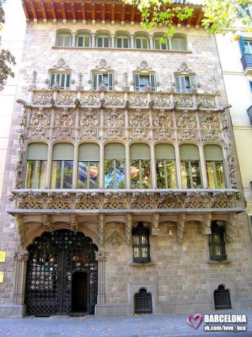 * дворец баро - де - куарас, Барселона *. 06