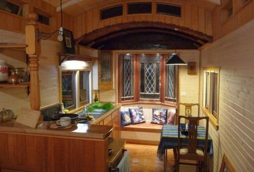 Дачный домик площадью всего 24 кв. 02