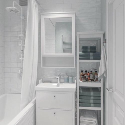 Кадры небольшой квартиры в светлых тонах. 04