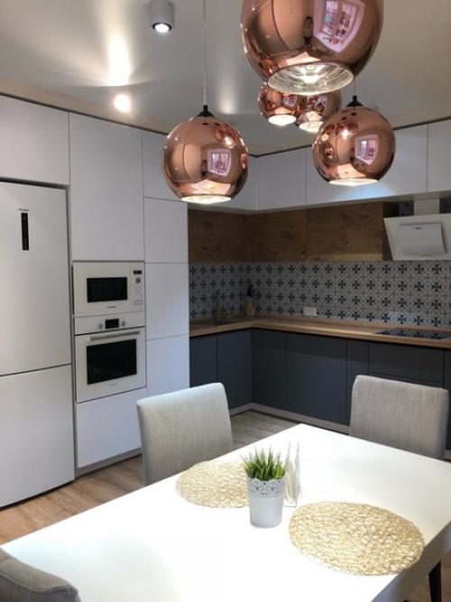 Финишные работы.  Квартира без дизайна проекта делалась. 06