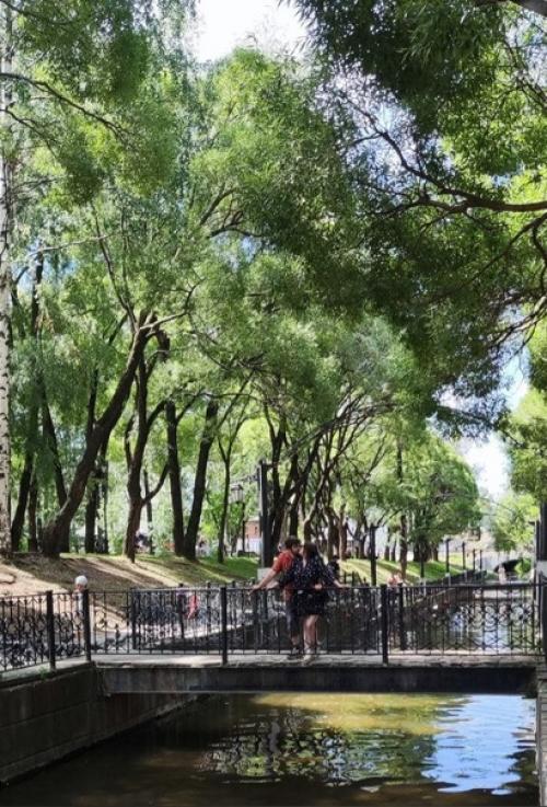 10 фотокарточек Перми или последний город, куда мы могли достаточно быстро добраться на машине. 07