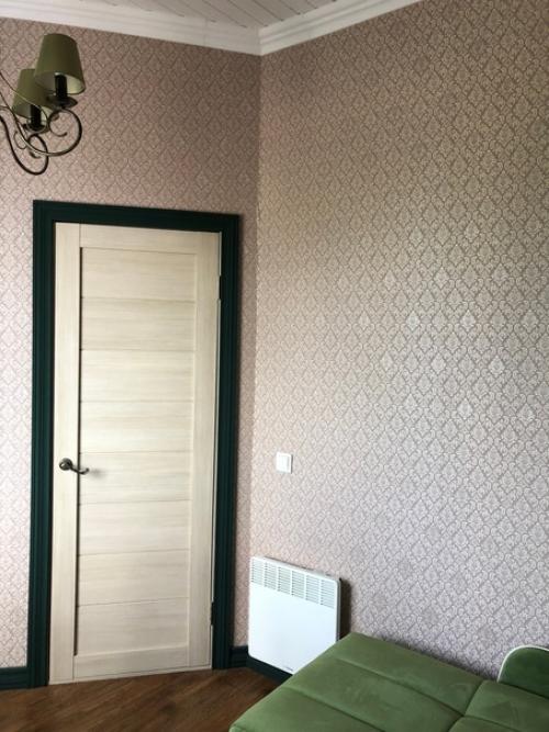 Закончили внутреннюю отделку небольшой гостевой комнаты в частном доме в Архангельске. 03