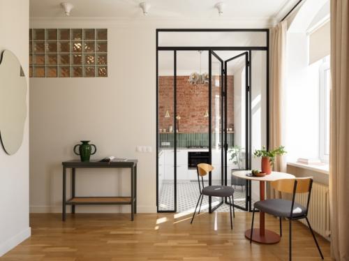 Интерьер однокомнатной квартиры 37 м 2 в дореволюционном доме 1914 года в Москве. 02