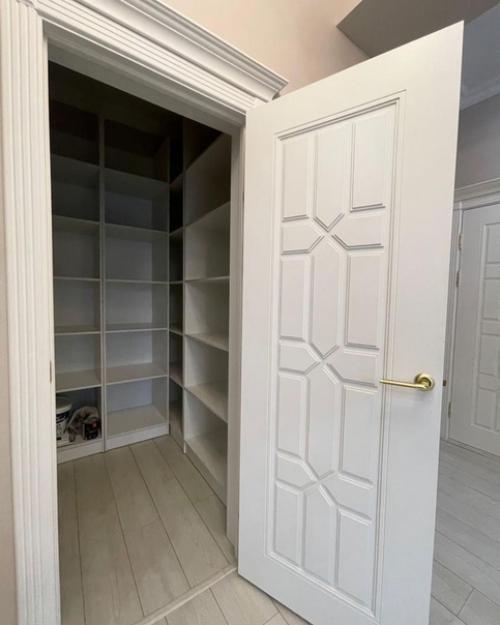 Мы продаём 2-х комнатную квартиру. 07