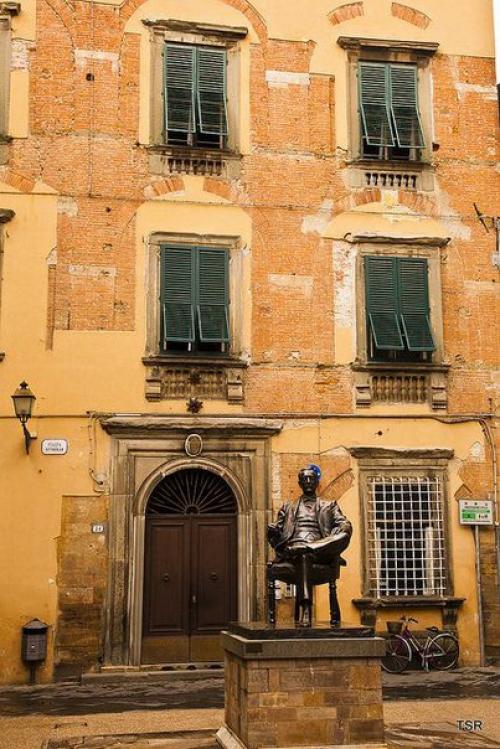 Лу?  Кка (Lucca). 07