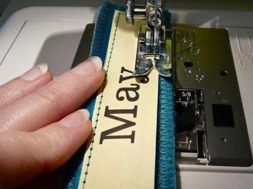 Календарь из пуговиц? 06