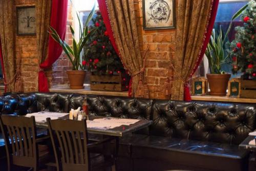 Где можно поесть ночью в Екатеринбурге? 03