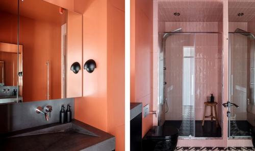 Интерьер квартиры - студии 29 м в Москве с разворотом кухни, спальной нишей и рабочими местами в шкафу. 08