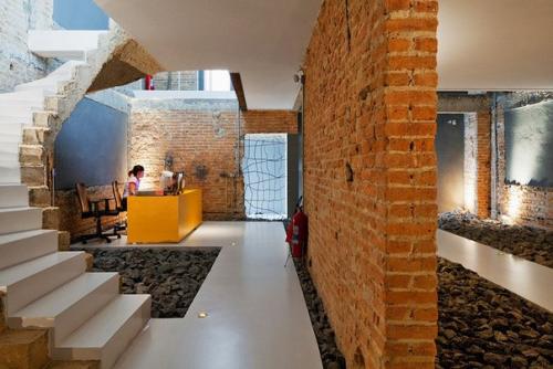 Офис бразильской студии дизайна Casa REX. 01