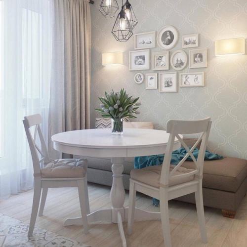 Кадры небольшой квартиры в светлых тонах. 01