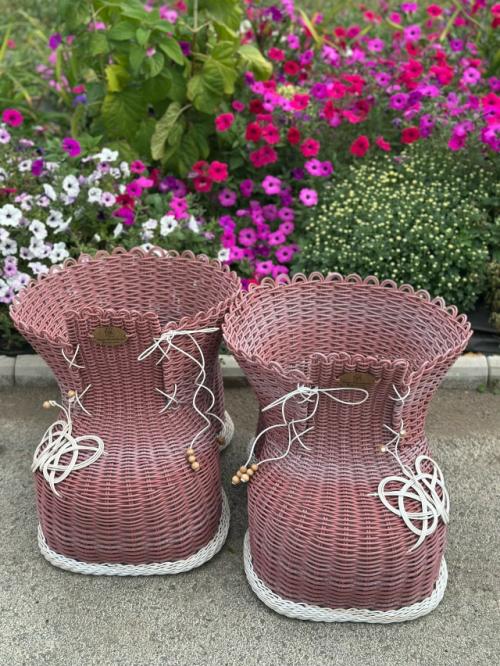 Вам плетёные башмачки из ротанга в цвете пыльная роза представляю. 01