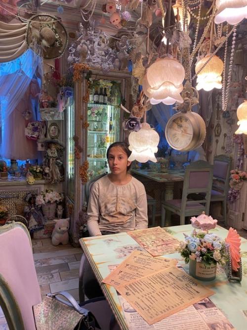 Одним прекрасным вечером мы с семьей не случайно набрели на очень таинственное место. 02