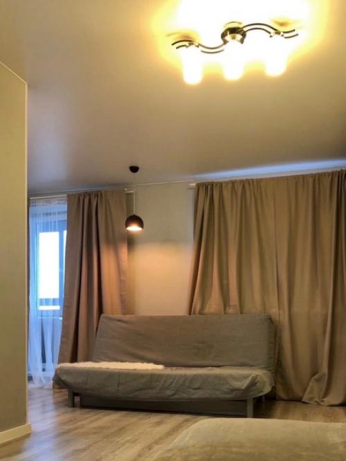 Не много не мало, а почти две недели как дочь переехала в свой дом (больше никакого съемного жилья и чужих хозяев). 08