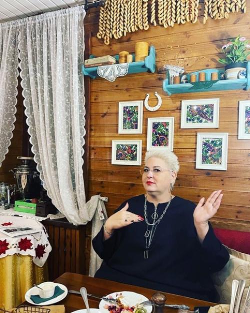 Гуляли и неожиданно попали в очень интересный ресторанчик Подкованазывается. 04