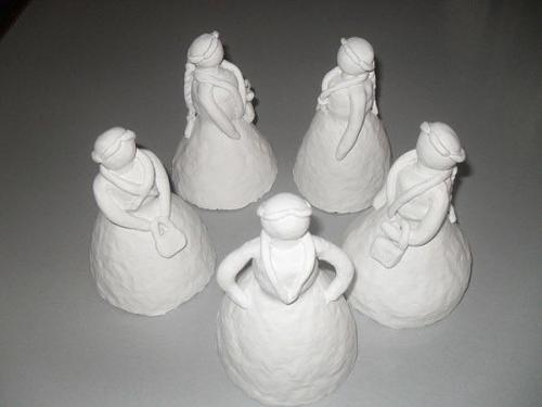 Дымковская игрушка - из пластиковых бутылок! 06